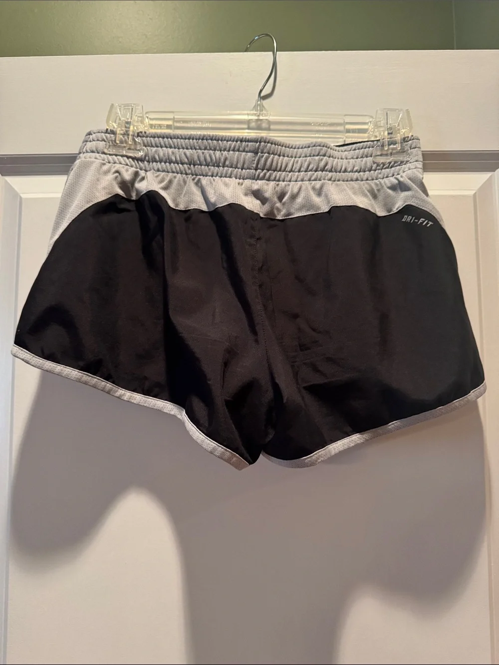 Nike running trim small